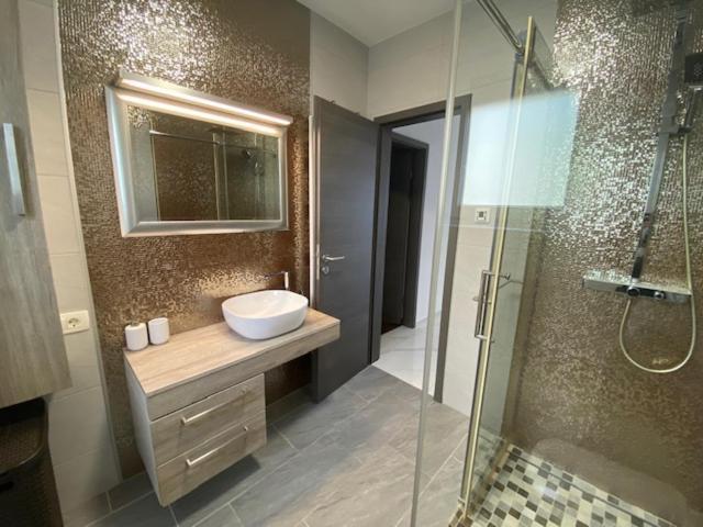 Apartman Mimato 洛夫兰 外观 照片